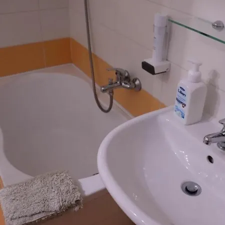 Motel Vega Sezimovo Usti Екстер'єр фото