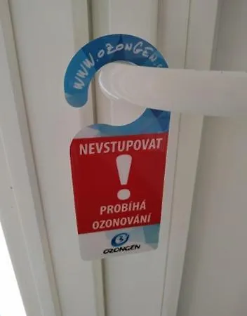 Motel Vega Sezimovo Usti Екстер'єр фото