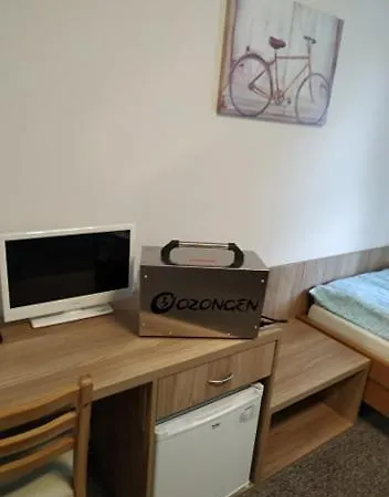 Motel Vega Sezimovo Usti Екстер'єр фото